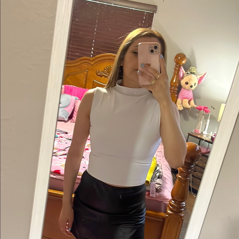 Express body contour top nwt